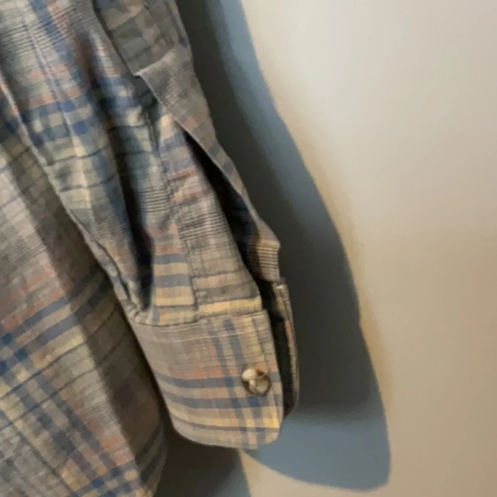Burberry plaid collared button down, 100% imported cotton size Medium